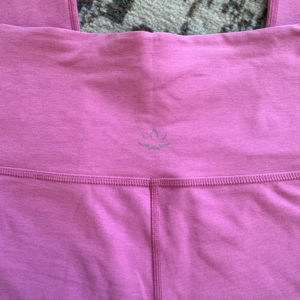 Beyond Yoga Crop Flare Leggings - Picture 4 of 4